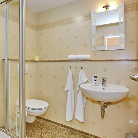 Cozy Holiday In Near Baltic Sea Coast Ferienhaus Ostseebad Kühlungsborn